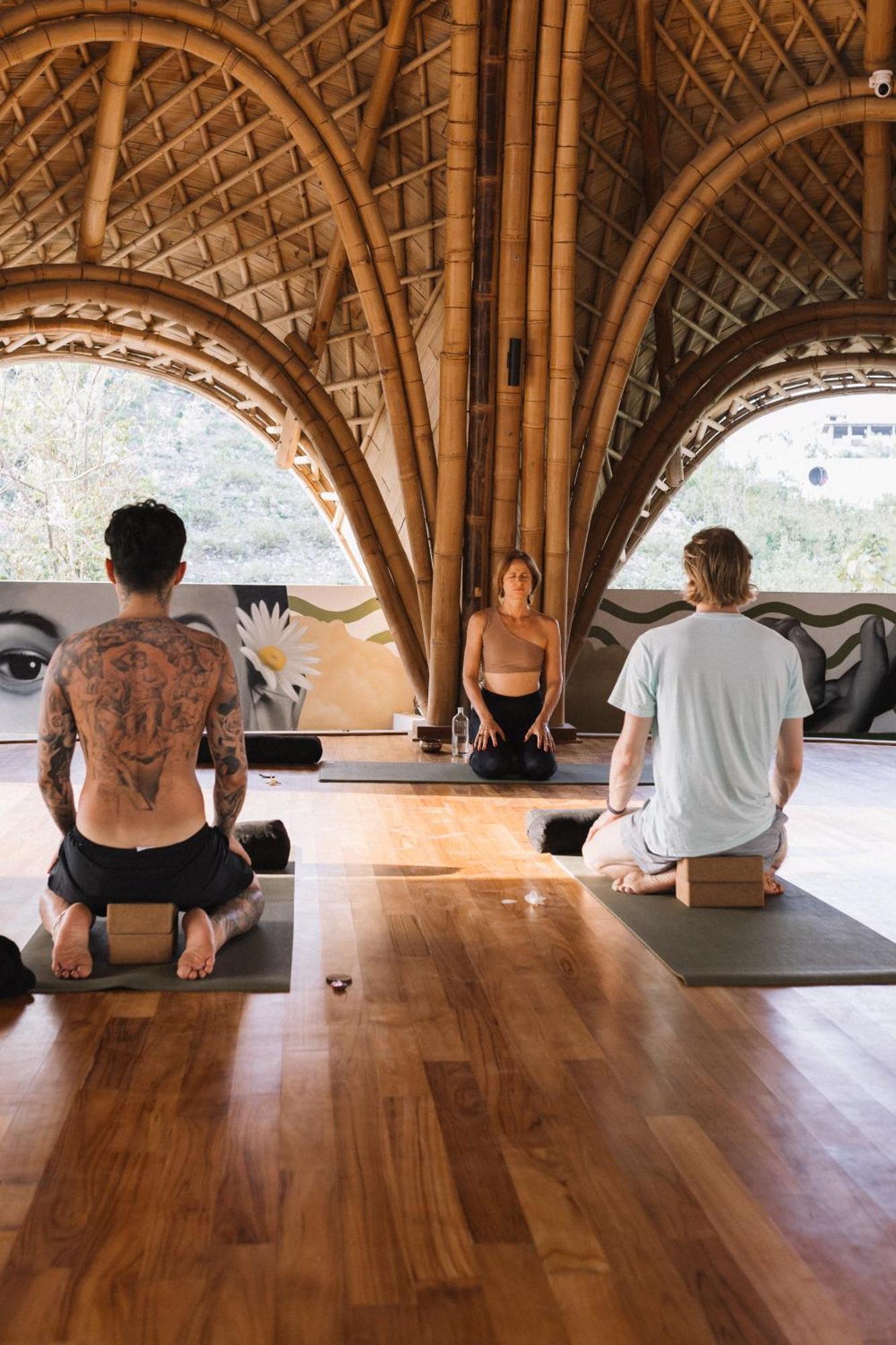 乌鲁瓦图 Mantra Wellness Center酒店 外观 照片