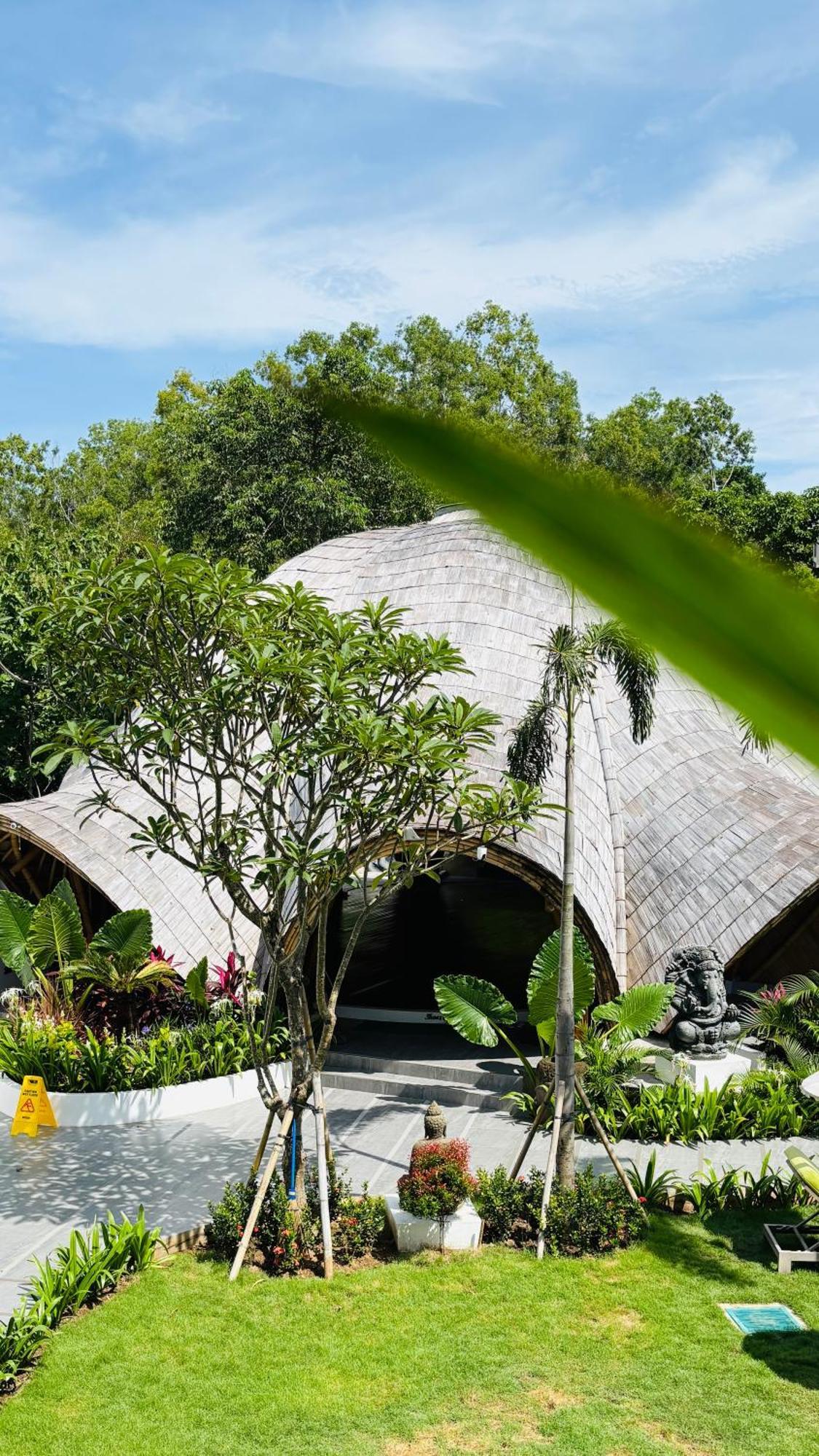 乌鲁瓦图 Mantra Wellness Center酒店 外观 照片