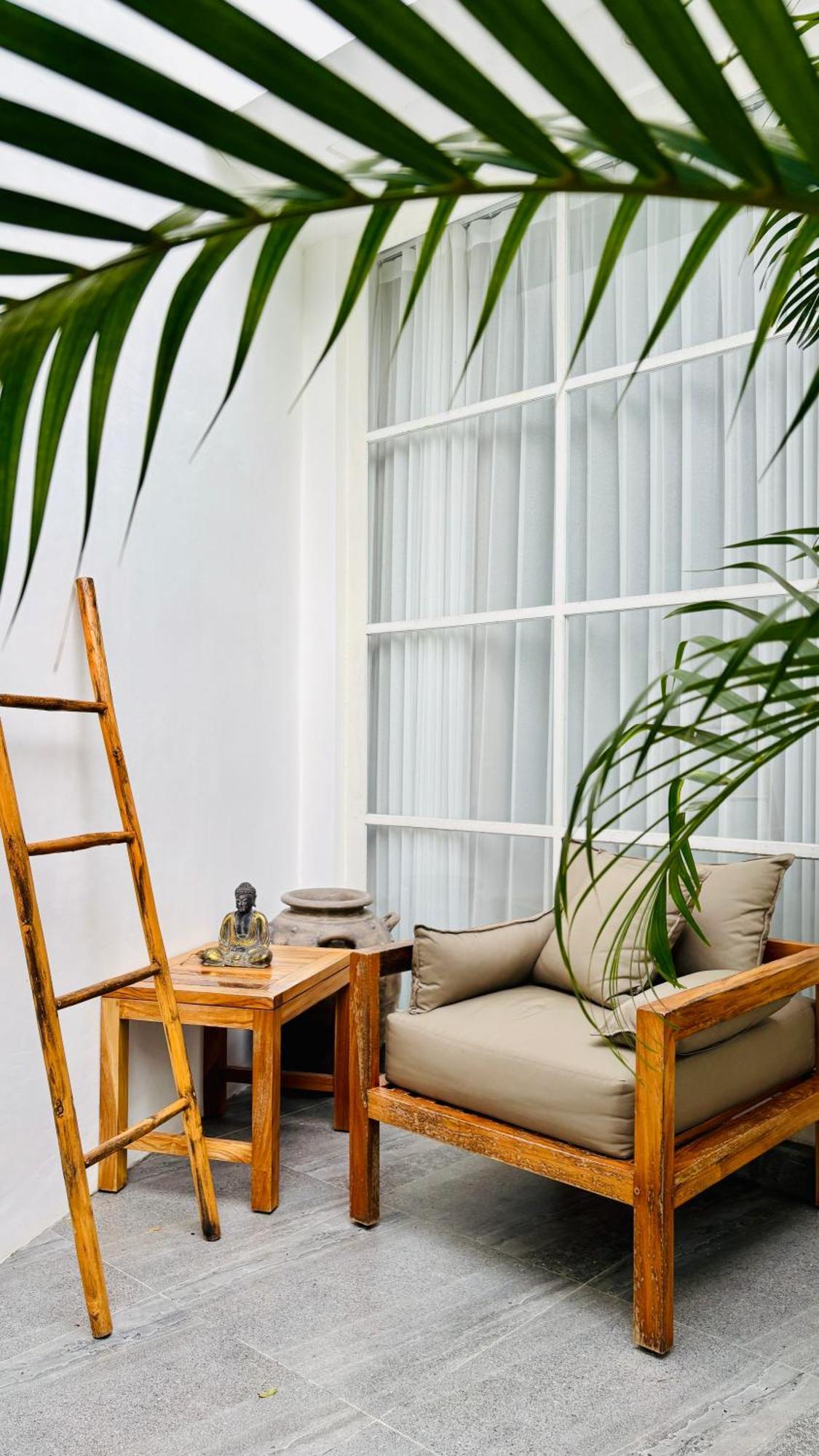 乌鲁瓦图 Mantra Wellness Center酒店 外观 照片